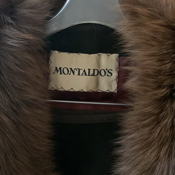 VINTAGE. Brown cashmere suit with fox collar. Excellent condition! - Picture 5 of 9